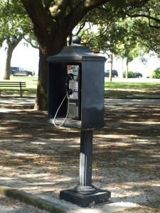 Look at this history. I haven't seen a pay phone in a long time so I had to get this picture.